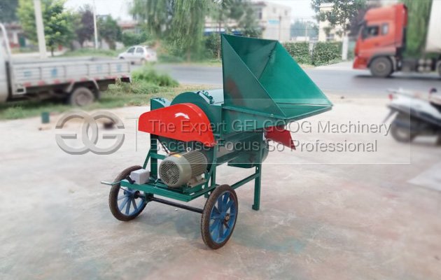 onion threshing machine